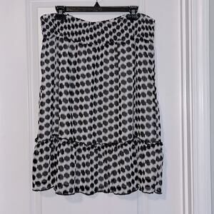 ⚡️ 3 for $20 ⚡️ Avenue Black and White Polka Dot Skirt
